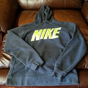 Men's Nike hooded sweatshirt. SZ med